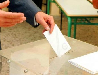 Türk halkı yenilenen şeffaf sandıklarda demokratik tercihini yaptı ve yeni belediye başkanlarını seçti