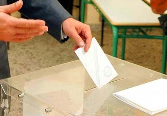 Türk halkı yenilenen şeffaf sandıklarda demokratik tercihini yaptı ve yeni belediye başkanlarını seçti