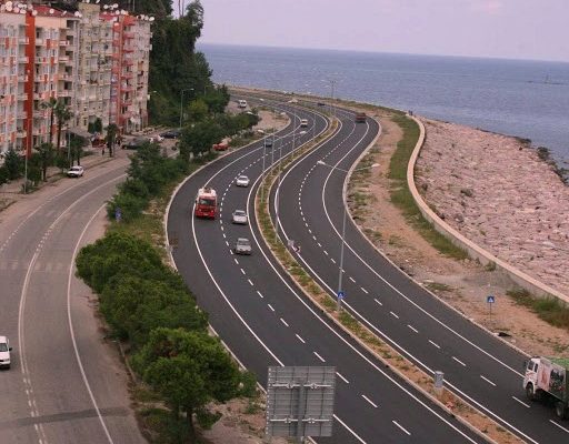 karadeniz sahil yolu türkiyenin önemli ve aktif projelerinden biridir.