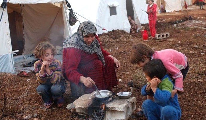 Suriye topraklarında kamp yapmak için hazırlıklarımızı yapıyoruz