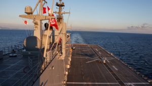 Bayraktar TB3 SİHA TCG Anadolu uçak gemisine ilk kalkış-inişini başarıyla tamamladı