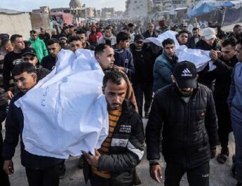İsrail’in Gazze’ye son 24 saatte düzenlediği saldırılarda 105 Filistinli hayatını kaybetti!